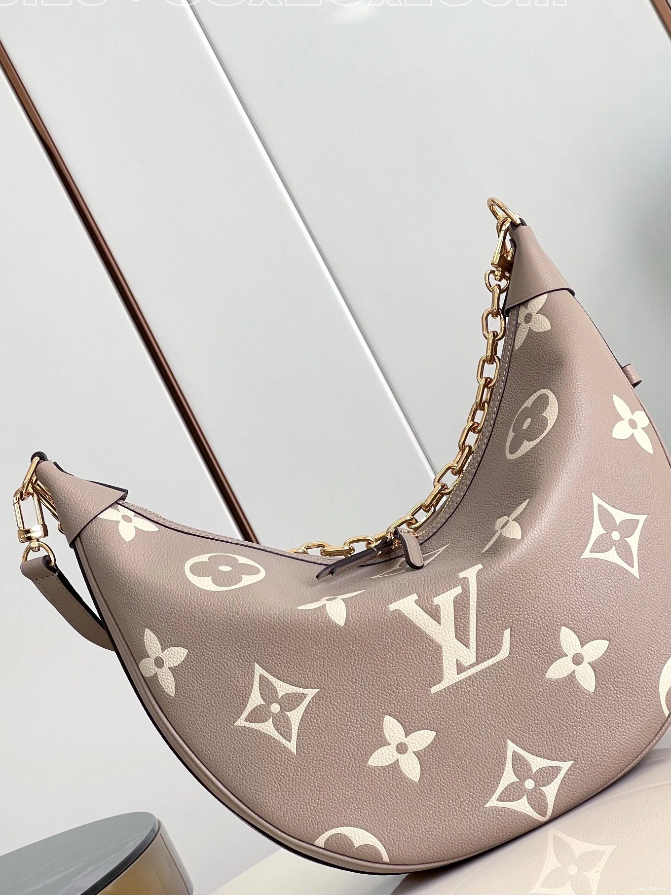 Frstbag ru HOBO LOOP LOUIS VUITTON 0722